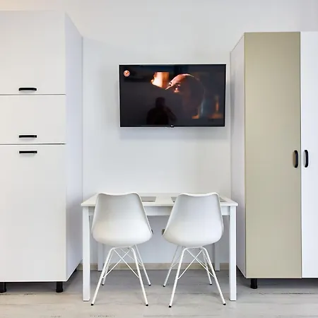 Apartment Tomis 2