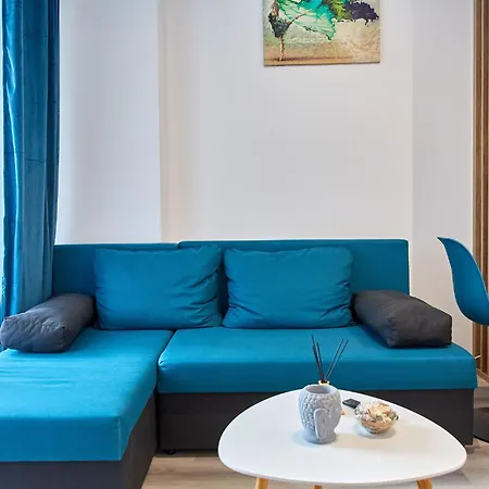 Apartment Tomis 2