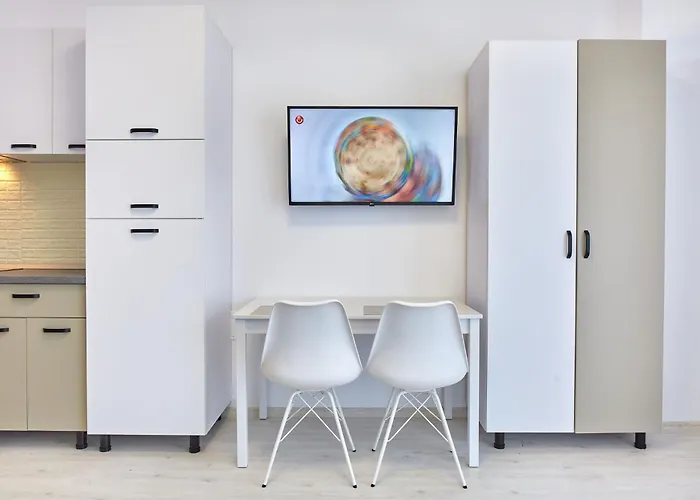 Tomis 2 公寓 那沃达利