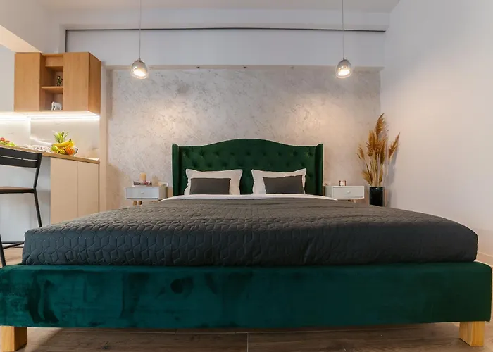 Tomis 2 * 那沃达利