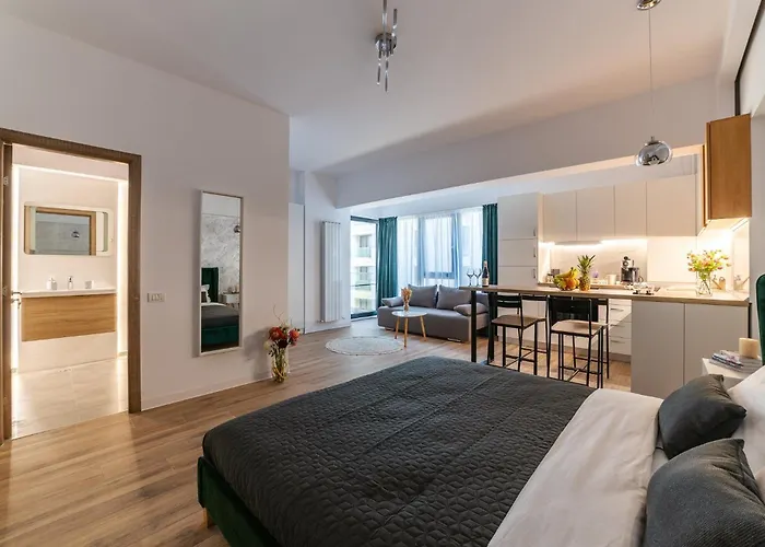 Tomis 2 * 那沃达利